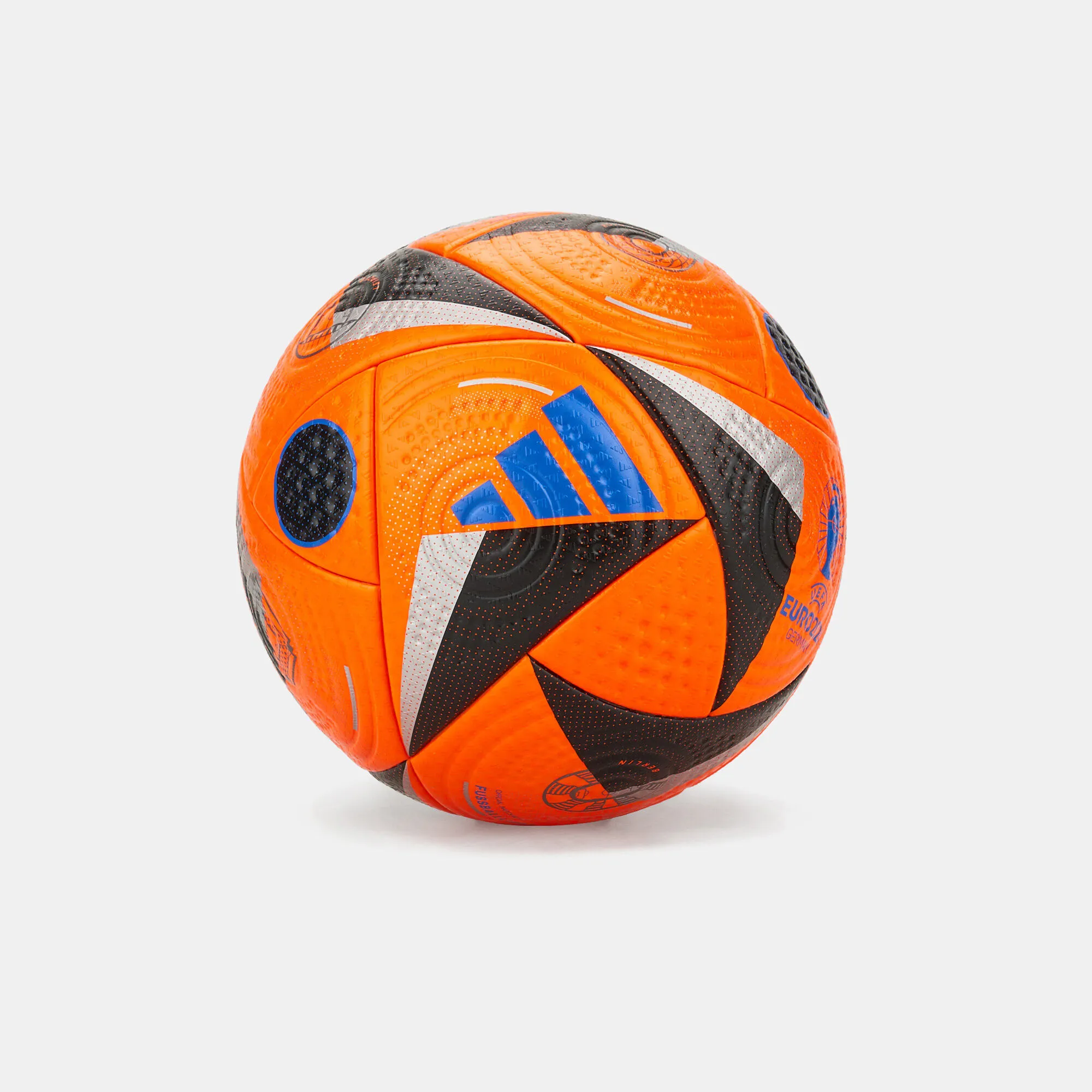 adidas Fussballliebe Pro Winter Football