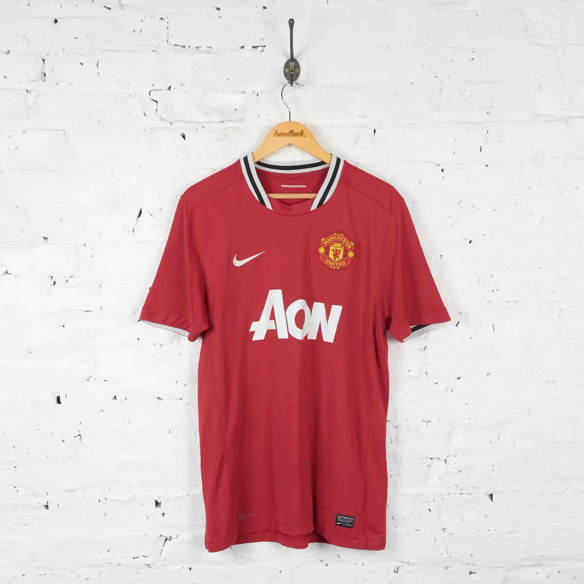 Manchester United 2011 Football Shirt - Red - L