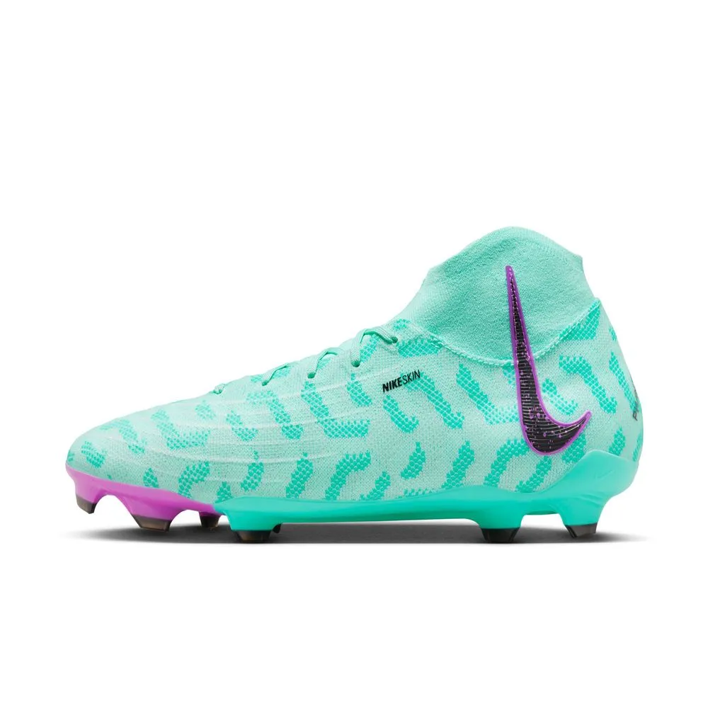 Nike Phantom Luna FG Soccer Cleats | Peak Ready Pack