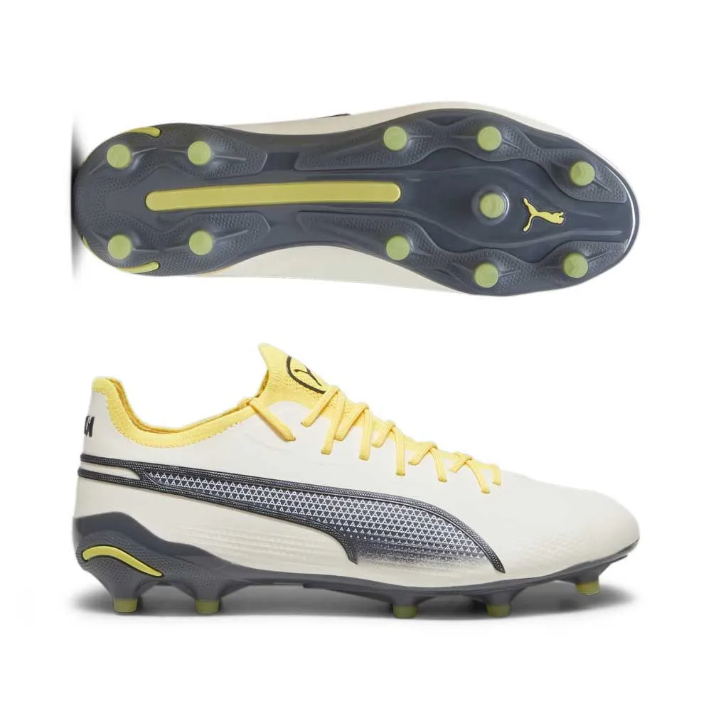 PUMA King Ultimate FG/AG Soccer Cleats | Voltage Pack