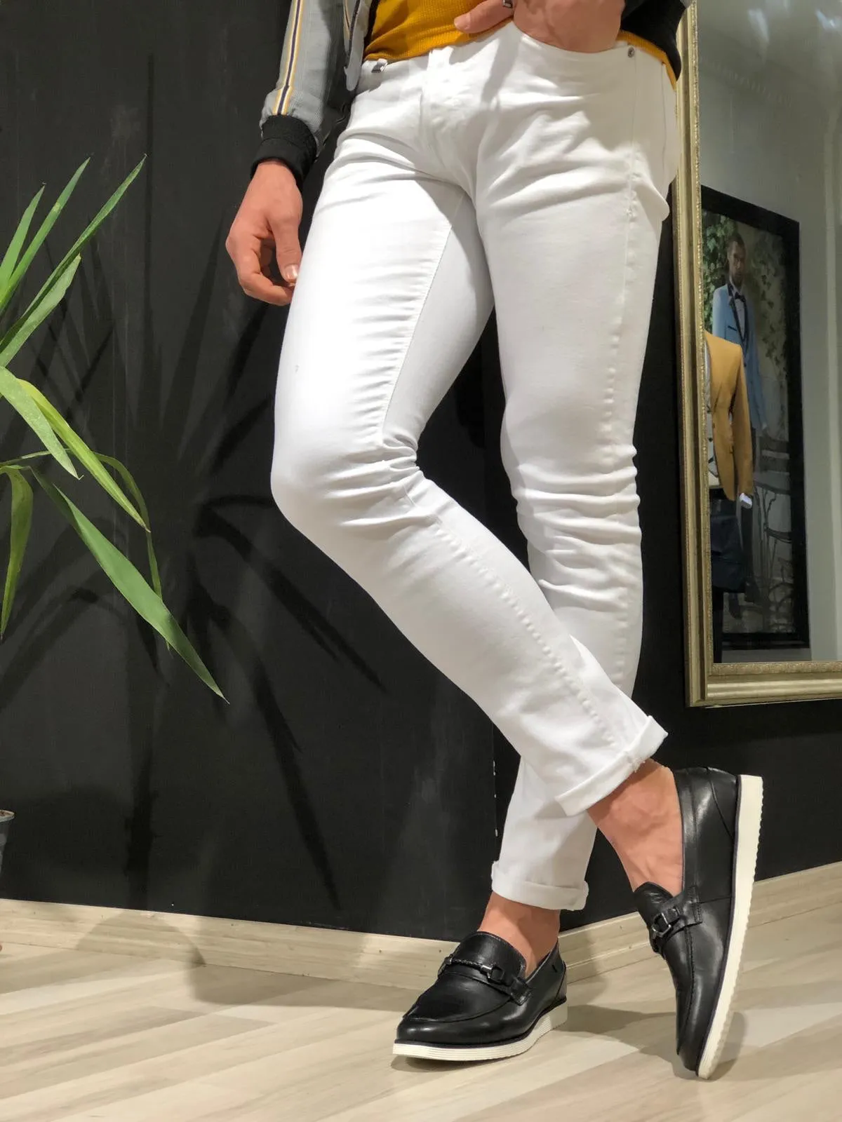 Tettra Slim-Fit Lycra Jeans In White