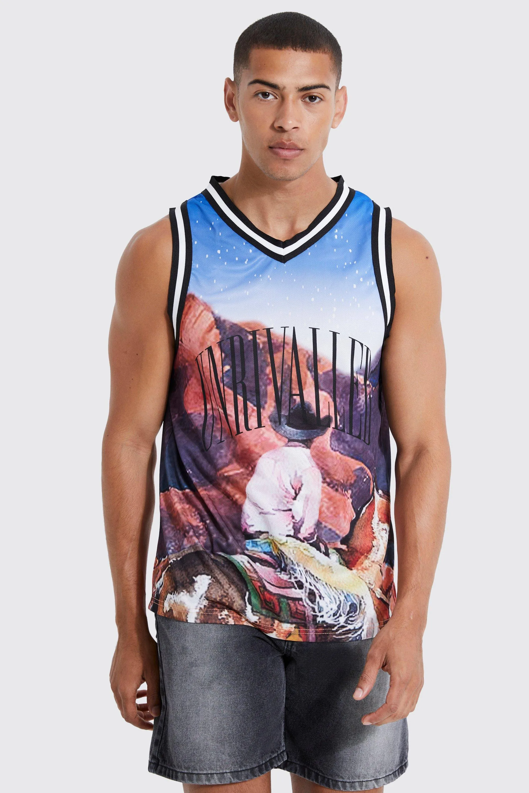 V-neck Mesh Unrivalled Scenic Vest | boohooMAN UK